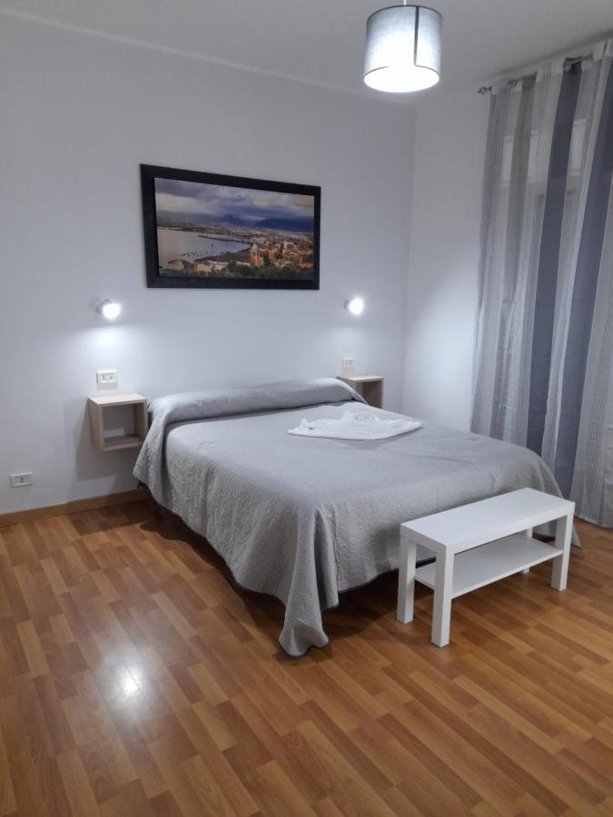 Milazzo: La Porta Delle Eolie Bed & Breakfast Room photo