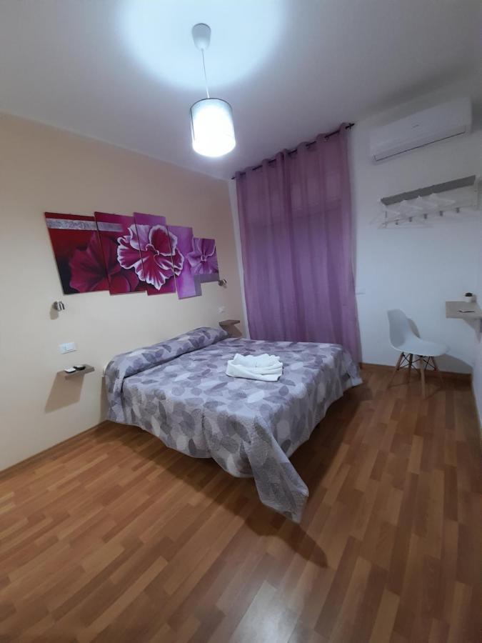 Milazzo: La Porta Delle Eolie Bed & Breakfast Exterior photo